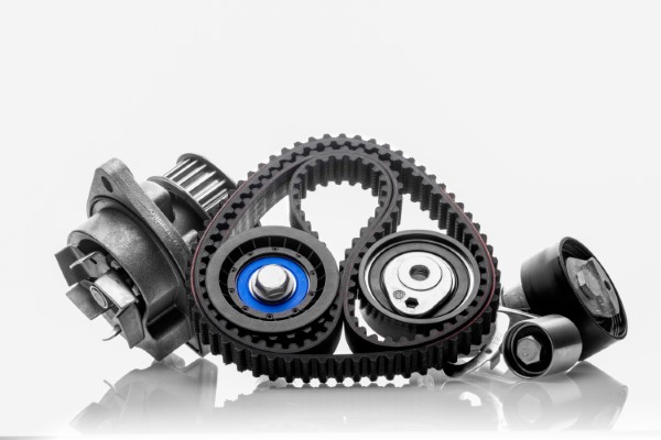 What Is The Difference Between An Alternator and Battery In A Car | Village Transmission & Auto Clinic